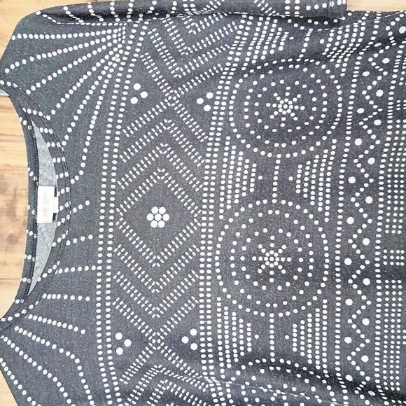 Lularoe XXS T-SHIRT LOOSE FIT - Picture 2 of 3